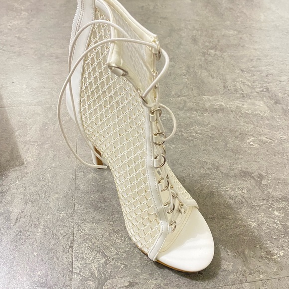 🛍️NEW HEELS ORIGINALLY 110 limited edition - Picture 3 of 7